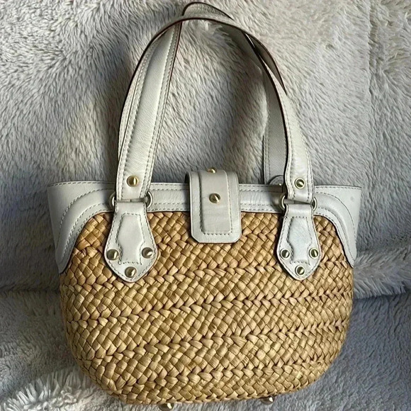 Micheal Kors straw satchel bag - Picture 10 of 10